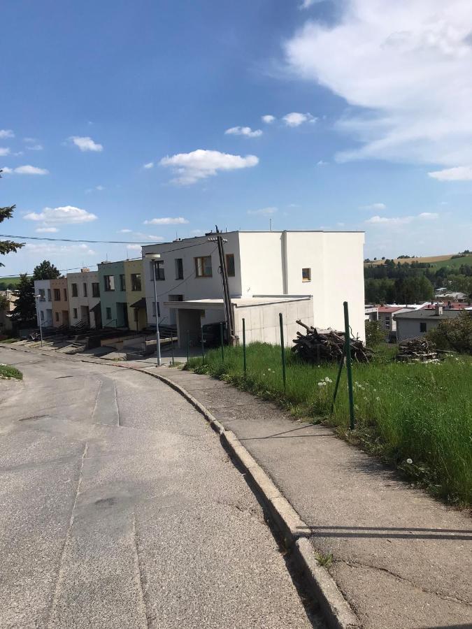 Soukromy Pokoj S Kuchyni A Koupelnou V Radovce Nove Mesto na Morave Exterior foto